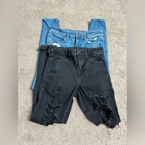bundle of 2 american eagle jeans